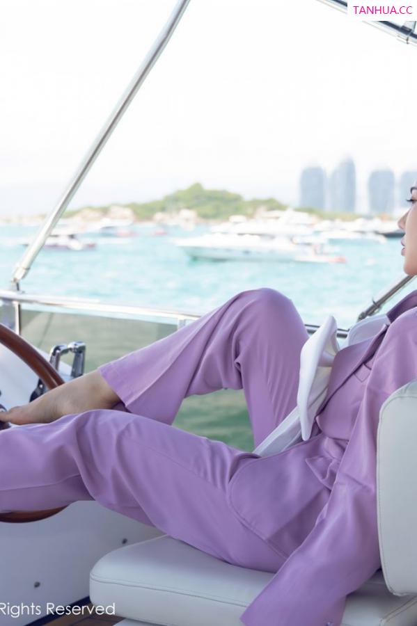 萌汉药baby  萌汉药三亚旅拍 游艇独特礼结服饰第15张图片